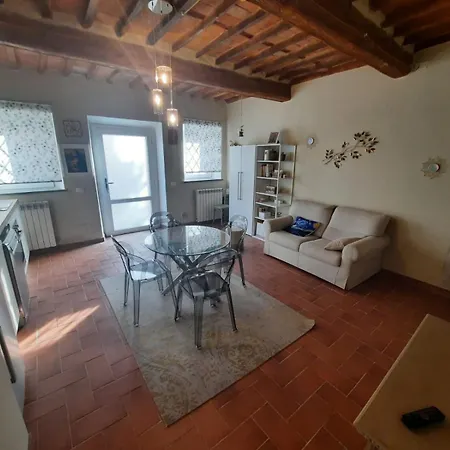 Golden House Apartment